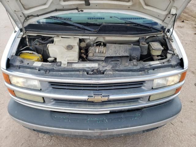 2001 Chevrolet Express G1500