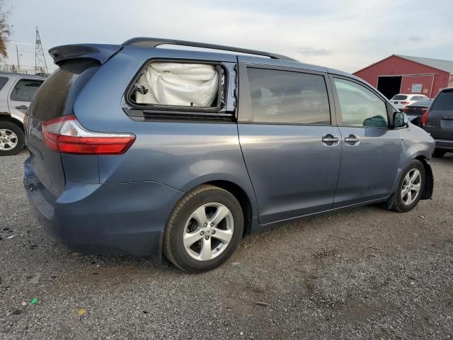 2015 Toyota Sienna LE