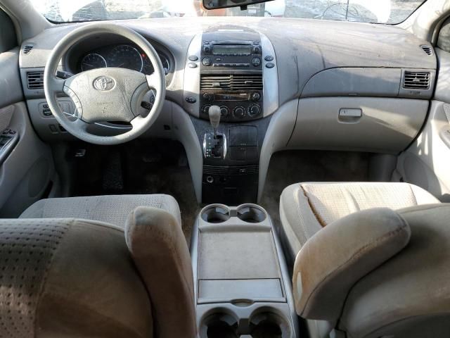 2006 Toyota Sienna CE