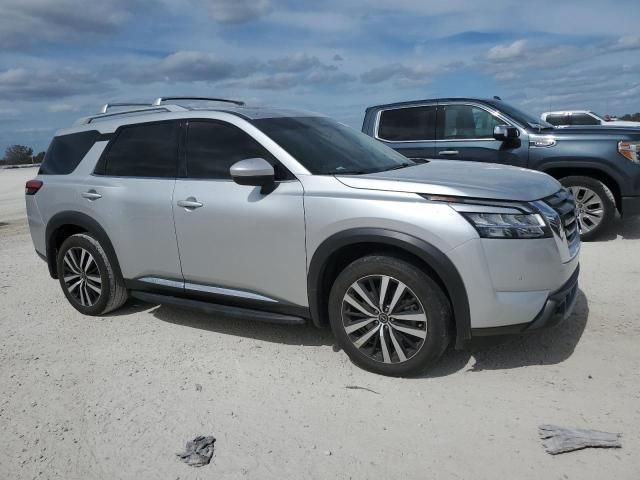 2024 Nissan Pathfinder Platinum