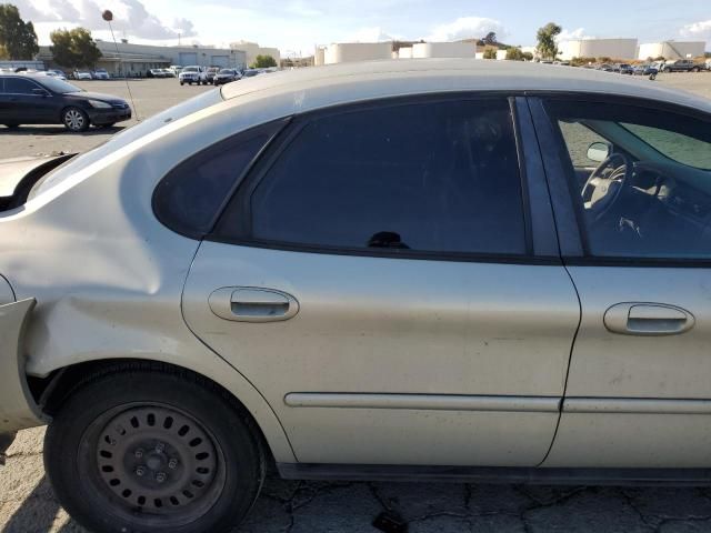 2005 Ford Taurus SE