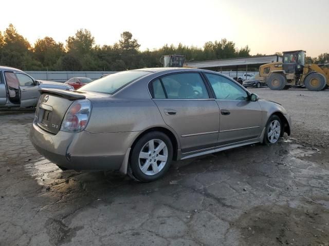 2003 Nissan Altima Base