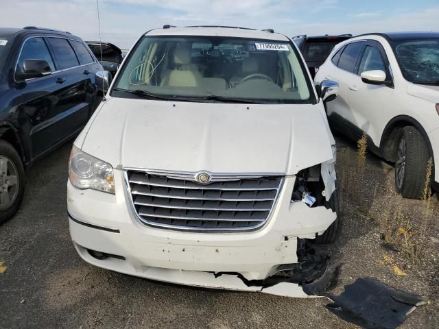 2009 Chrysler Town & Country Limited