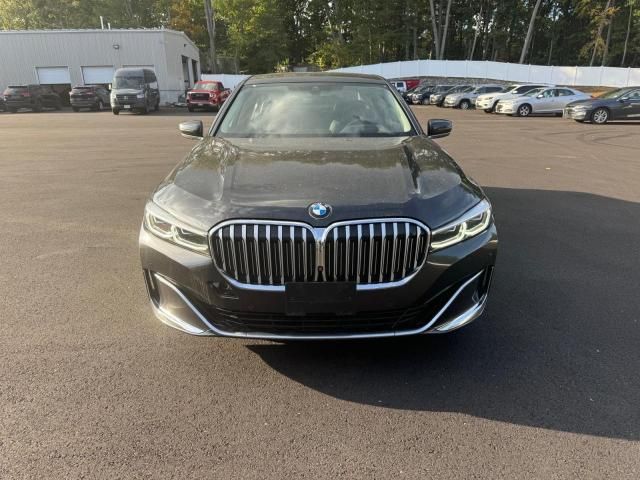 2022 BMW 740 XI