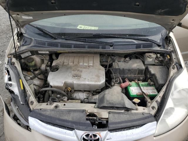 2008 Toyota Sienna XLE