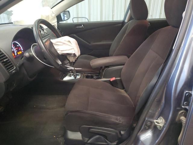 2010 Nissan Altima Base