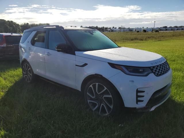 2024 Land Rover Discovery Metropolitan Edition