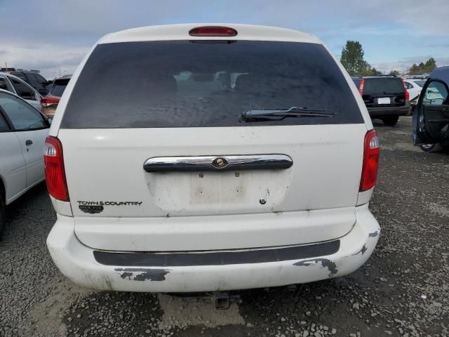 2007 Chrysler Town & Country LX