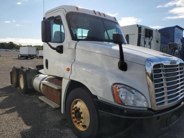 2015 Freightliner Cascadia 125