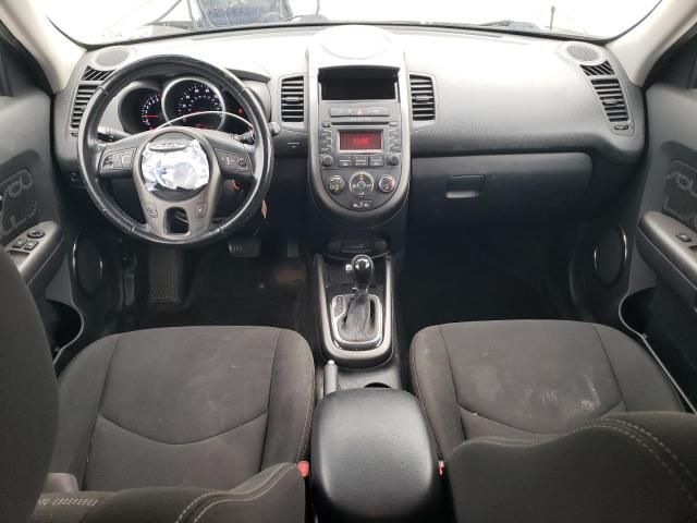 2013 KIA Soul +