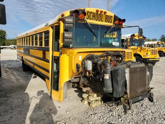 2000 Freightliner Chassis FS65