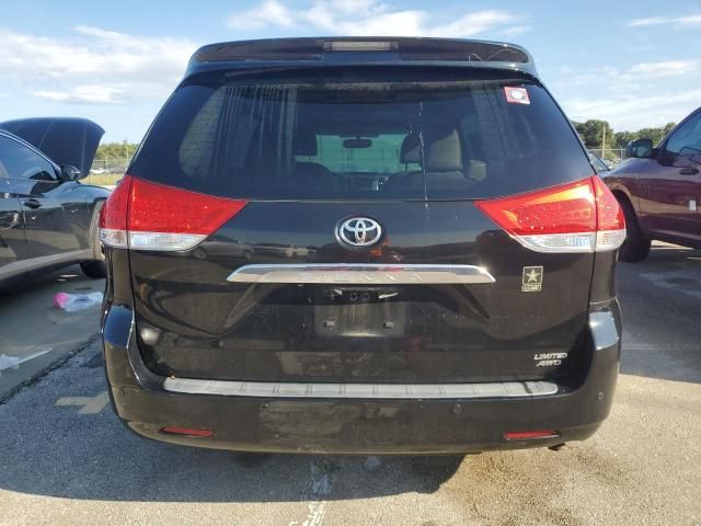 2013 Toyota Sienna XLE