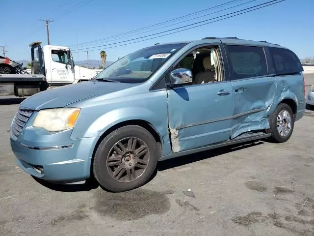 2008 Chrysler Town & Country Limited