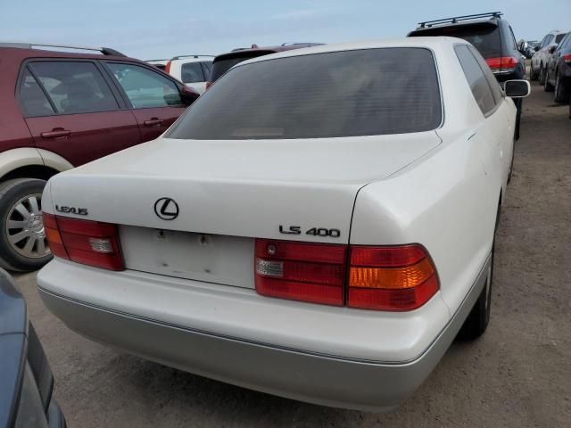 2000 Lexus LS 400