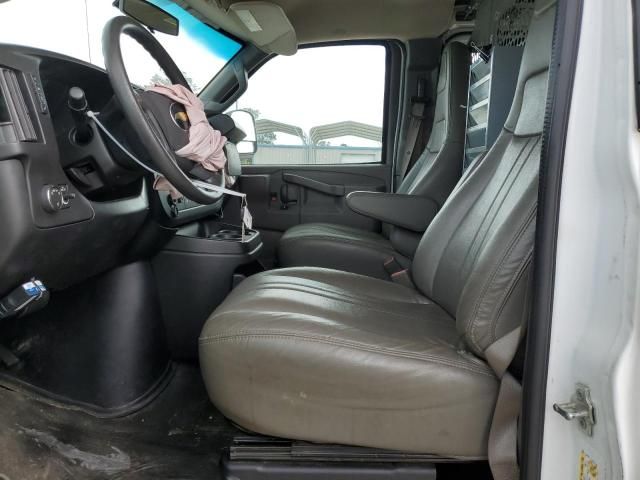 2017 Chevrolet Express G2500