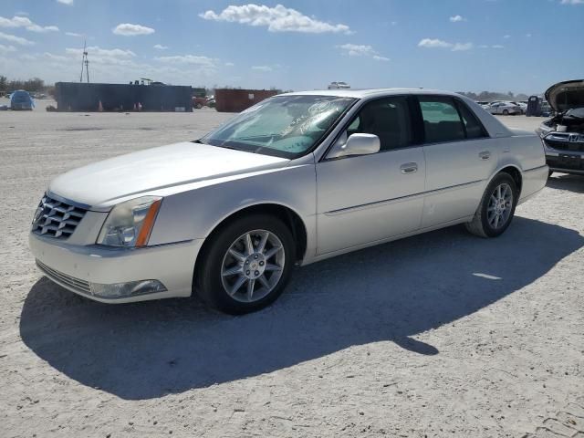 2010 Cadillac DTS Luxury Collection