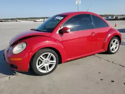 2010 Volkswagen New Beetle en venta en Grand Prairie, TX