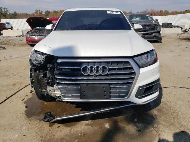 2019 Audi Q7 Premium Plus