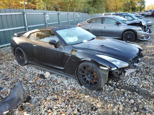 2010 Nissan GT-R Base