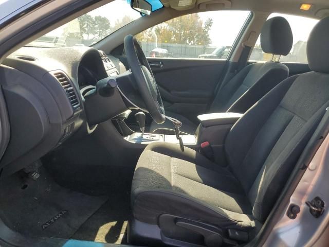 2010 Nissan Altima Base