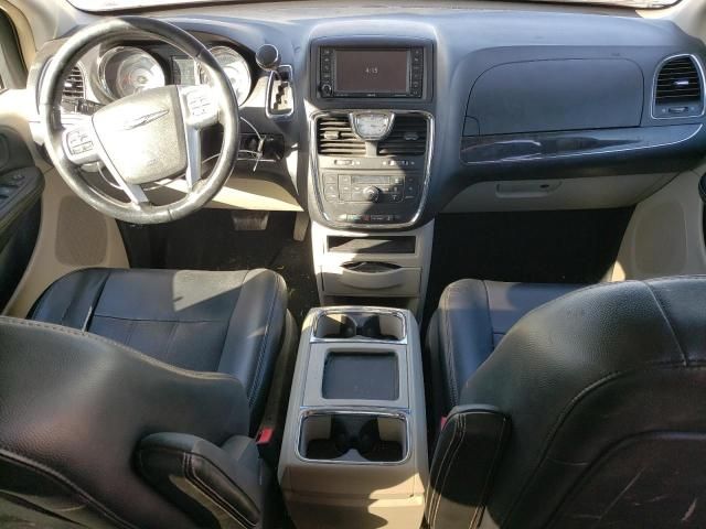 2012 Chrysler Town & Country Touring