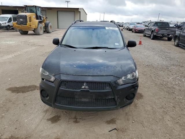 2013 Mitsubishi Outlander ES