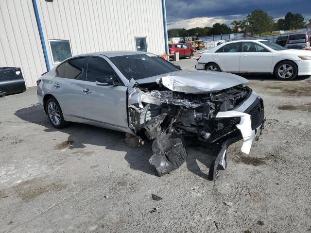 2018 Infiniti Q50 Luxe