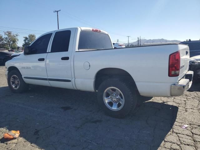 2004 Dodge RAM 1500 ST