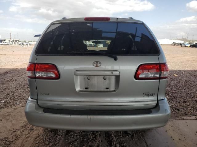 2002 Toyota Sienna LE