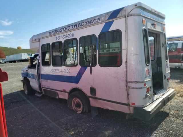 2019 Ford Econoline E350 Super Duty Cutaway Van