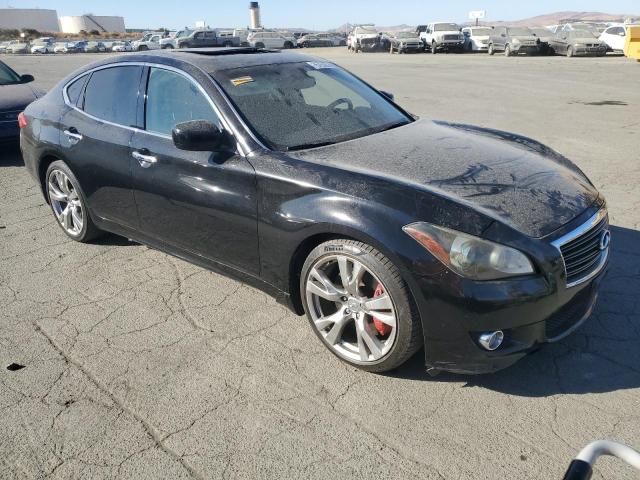 2011 Infiniti M56