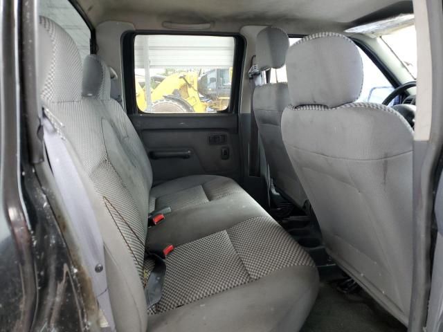 2001 Nissan Frontier Crew Cab XE