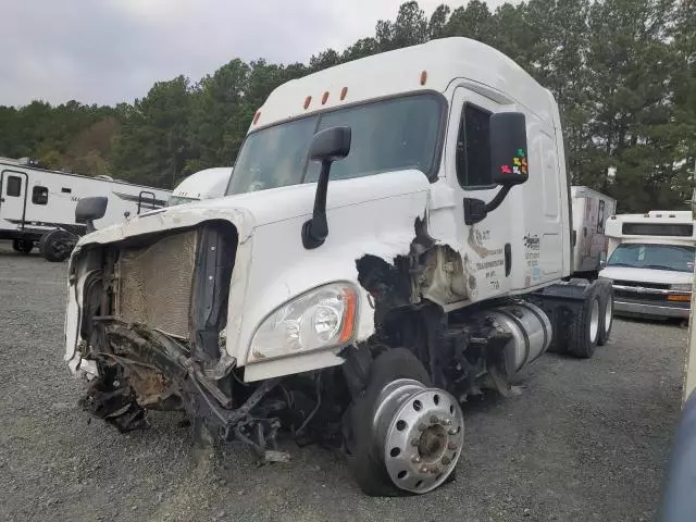 2016 Freightliner Cascadia 125