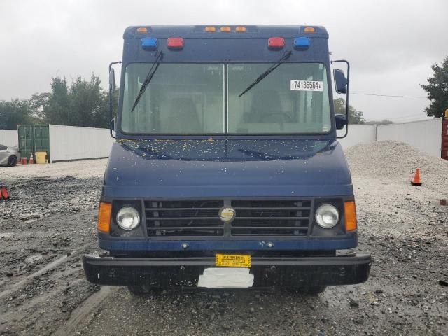 2004 Workhorse Custom Chassis Step Van P42