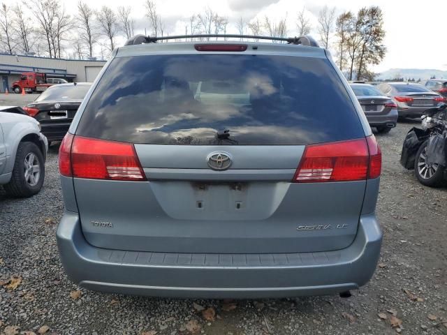 2004 Toyota Sienna CE