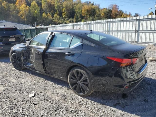 2022 Nissan Altima SR