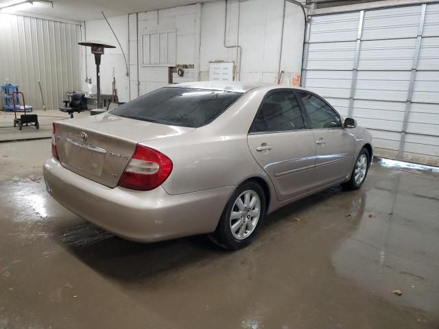 2004 Toyota Camry LE