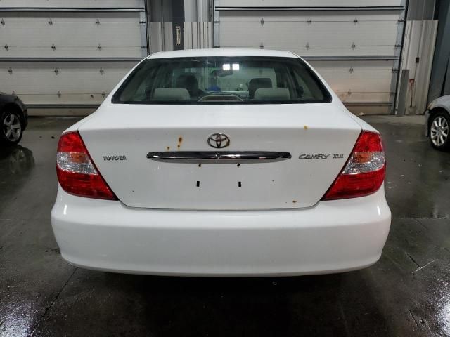 2004 Toyota Camry LE