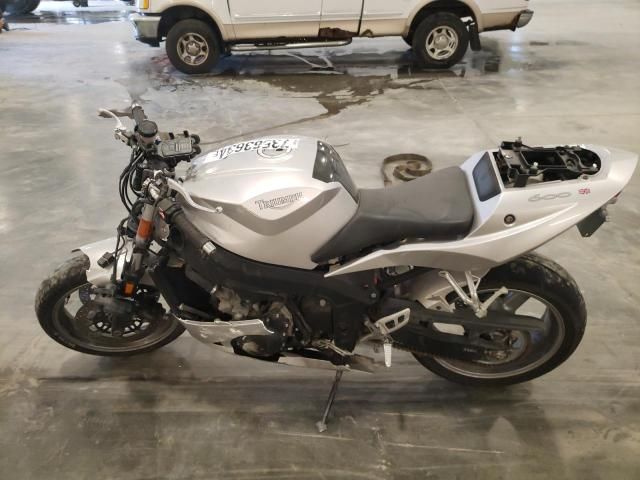 2004 Triumph Daytona 600