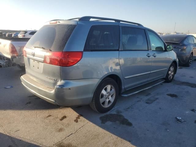 2010 Toyota Sienna CE