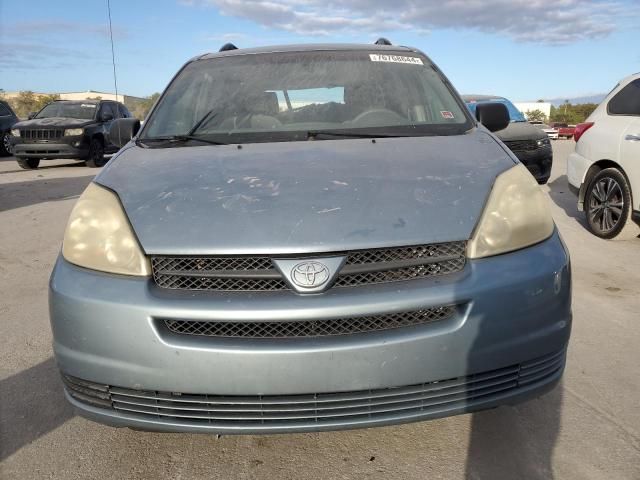 2005 Toyota Sienna CE