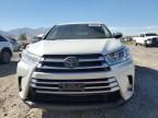 2017 Toyota Highlander SE