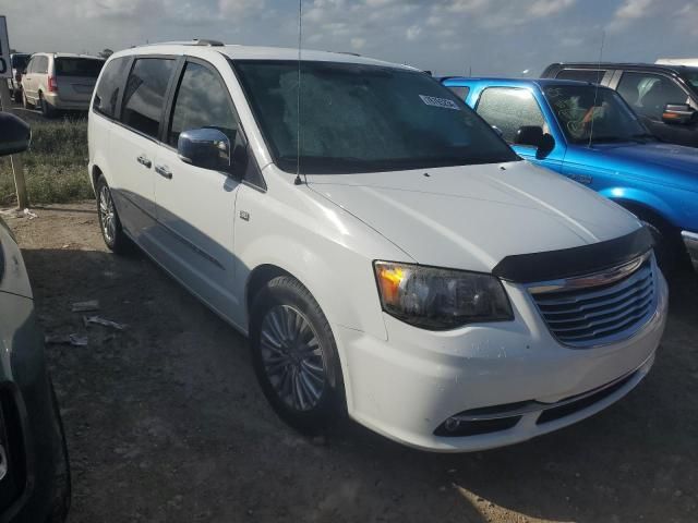 2014 Chrysler Town & Country Touring L