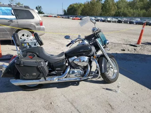 2004 Honda VT750 C