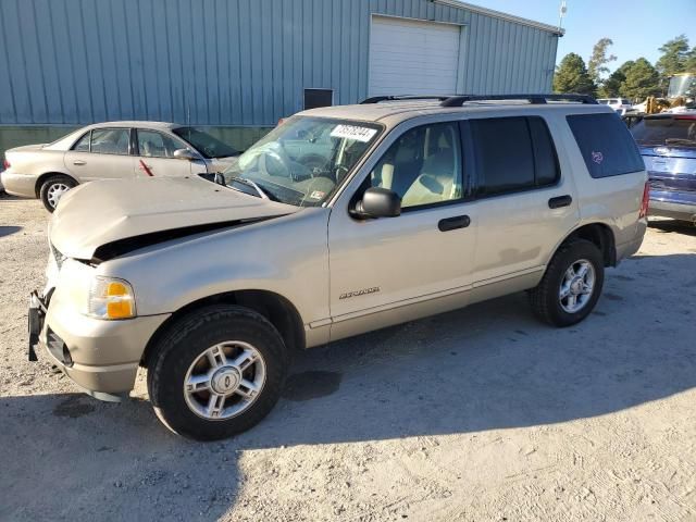 2004 Ford Explorer XLT