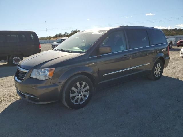 2016 Chrysler Town & Country Touring