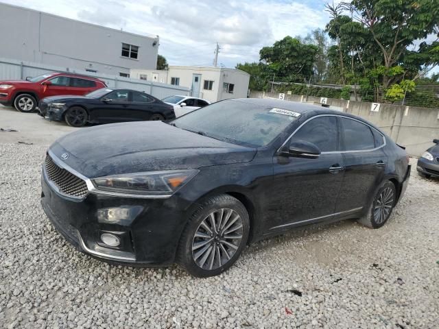 2018 KIA Cadenza Premium