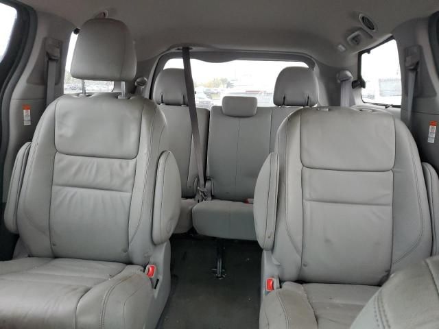 2017 Toyota Sienna XLE