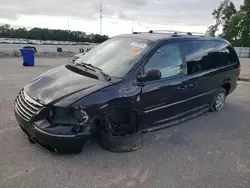 Chrysler Town & Country Limited Vehiculos salvage en venta: 2006 Chrysler Town & Country Limited