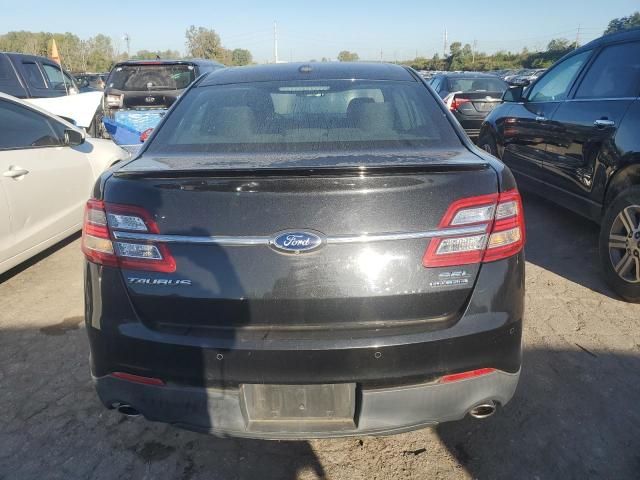 2014 Ford Taurus SEL